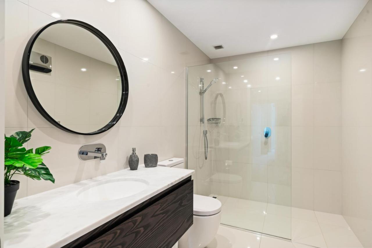 Lakeview Retreat - Queenstown Holiday Home ภายนอก รูปภาพ