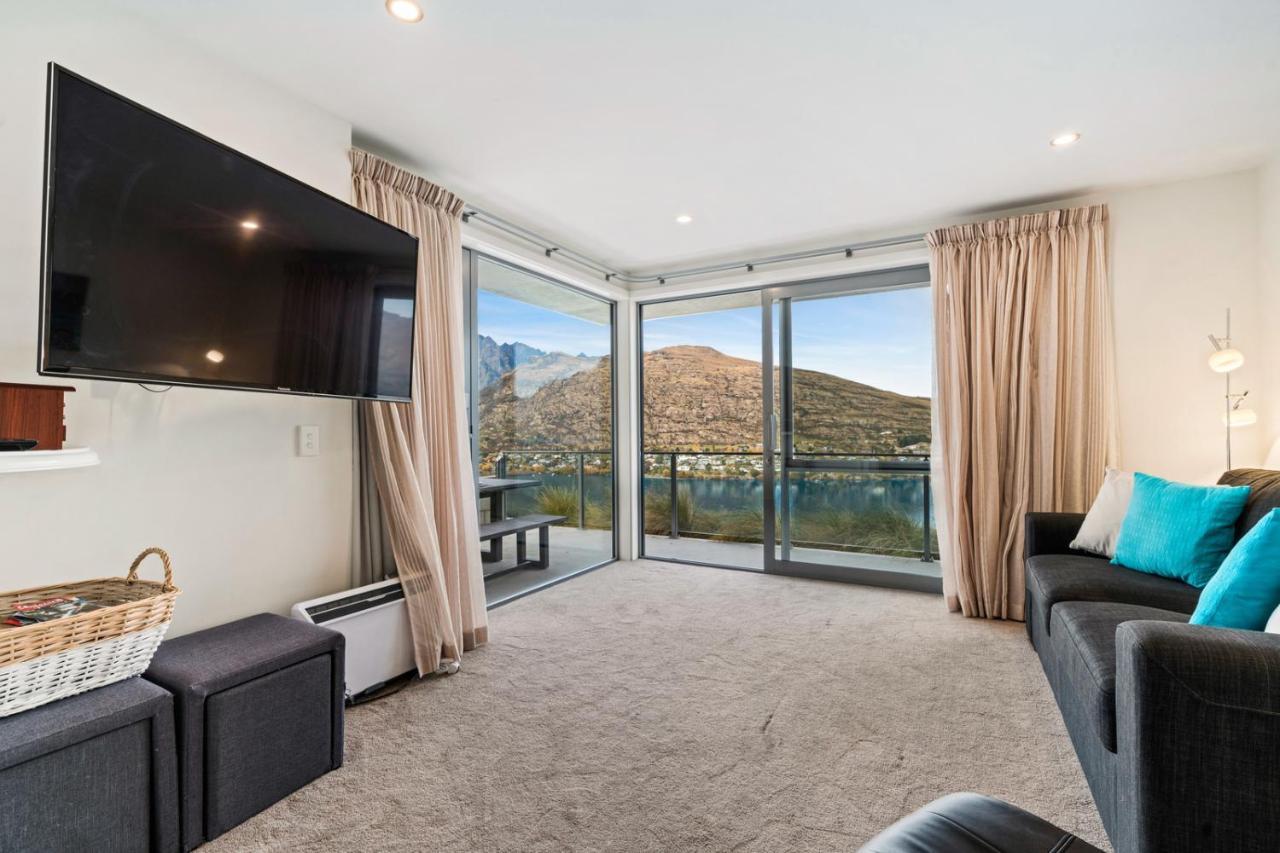 Lakeview Retreat - Queenstown Holiday Home ภายนอก รูปภาพ